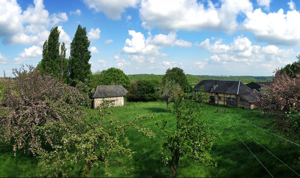 Le Petit Manoir De La Vernelle Bed and Breakfast Fourmetot Rum bild